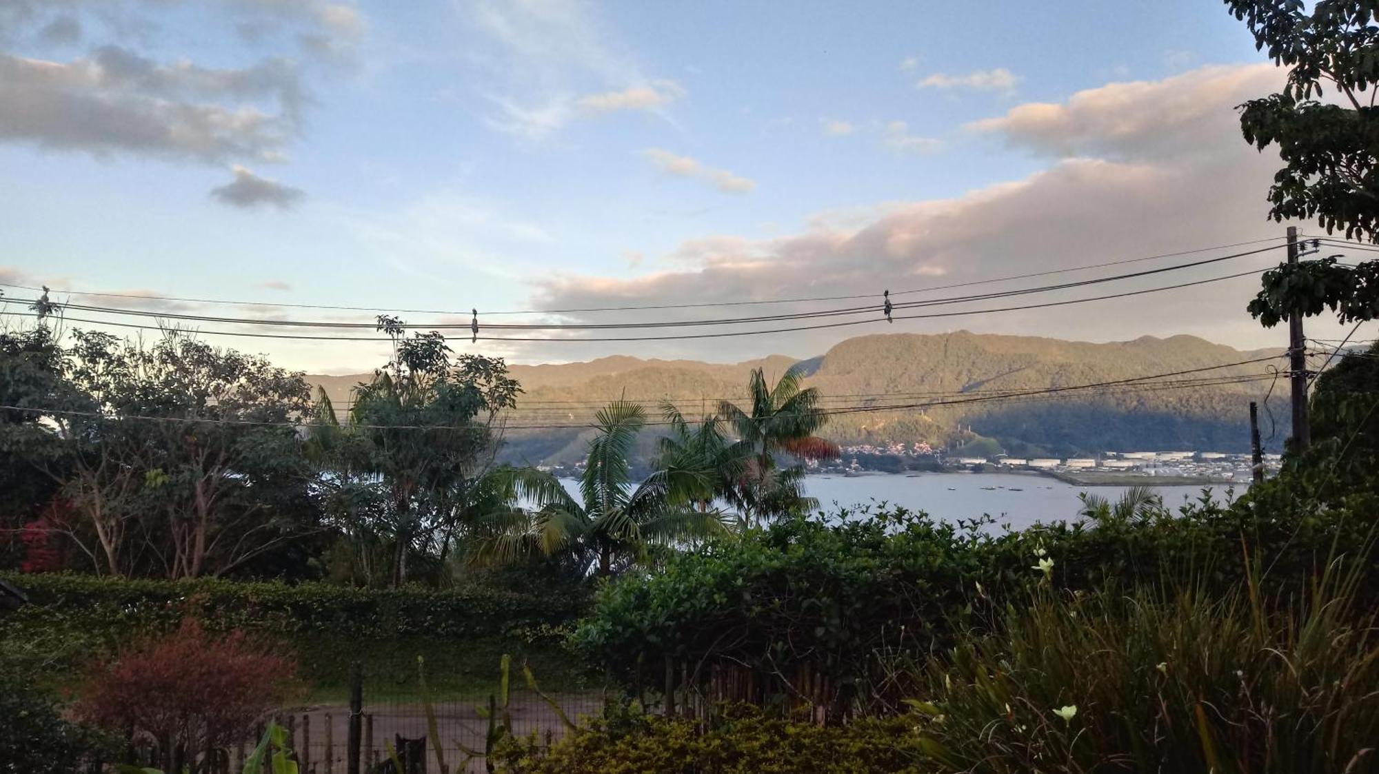 Casa De Montanha Na Praia Ilhabela Quarto foto